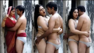 Outdoor Of A Devar Bhabhi In A Ruined House HD Video